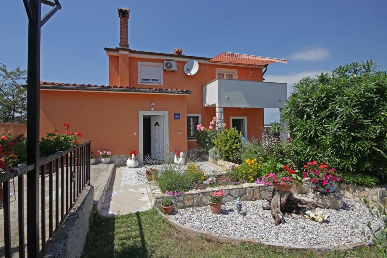 Apartmani Magdalena Pula Exterior photo